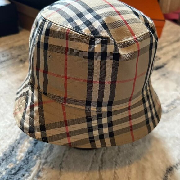 Burberry Tan and Cream Hat - Picture 2 of 3